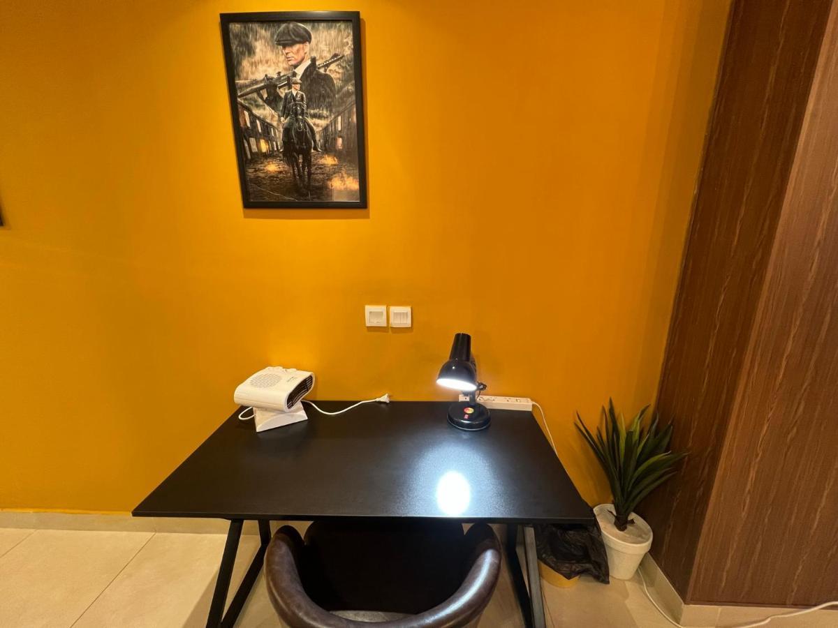 Sunset Luxury Gold Crest Mall Residency Lahore Eksteriør billede
