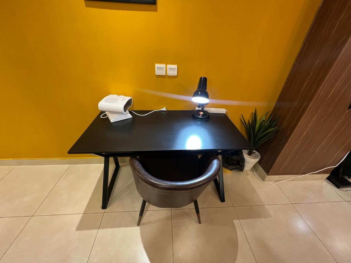 Sunset Luxury Gold Crest Mall Residency Lahore Eksteriør billede