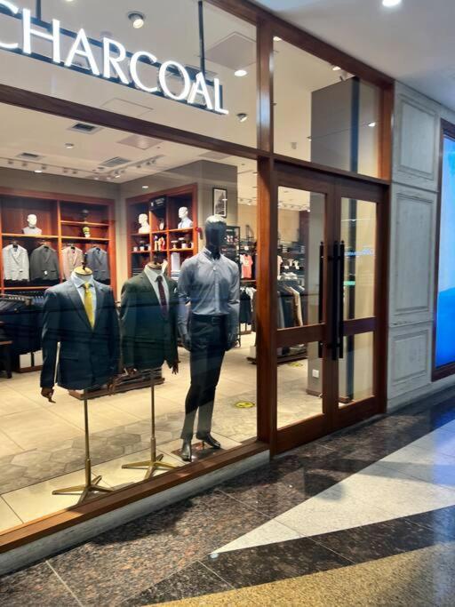 Sunset Luxury Gold Crest Mall Residency Lahore Eksteriør billede